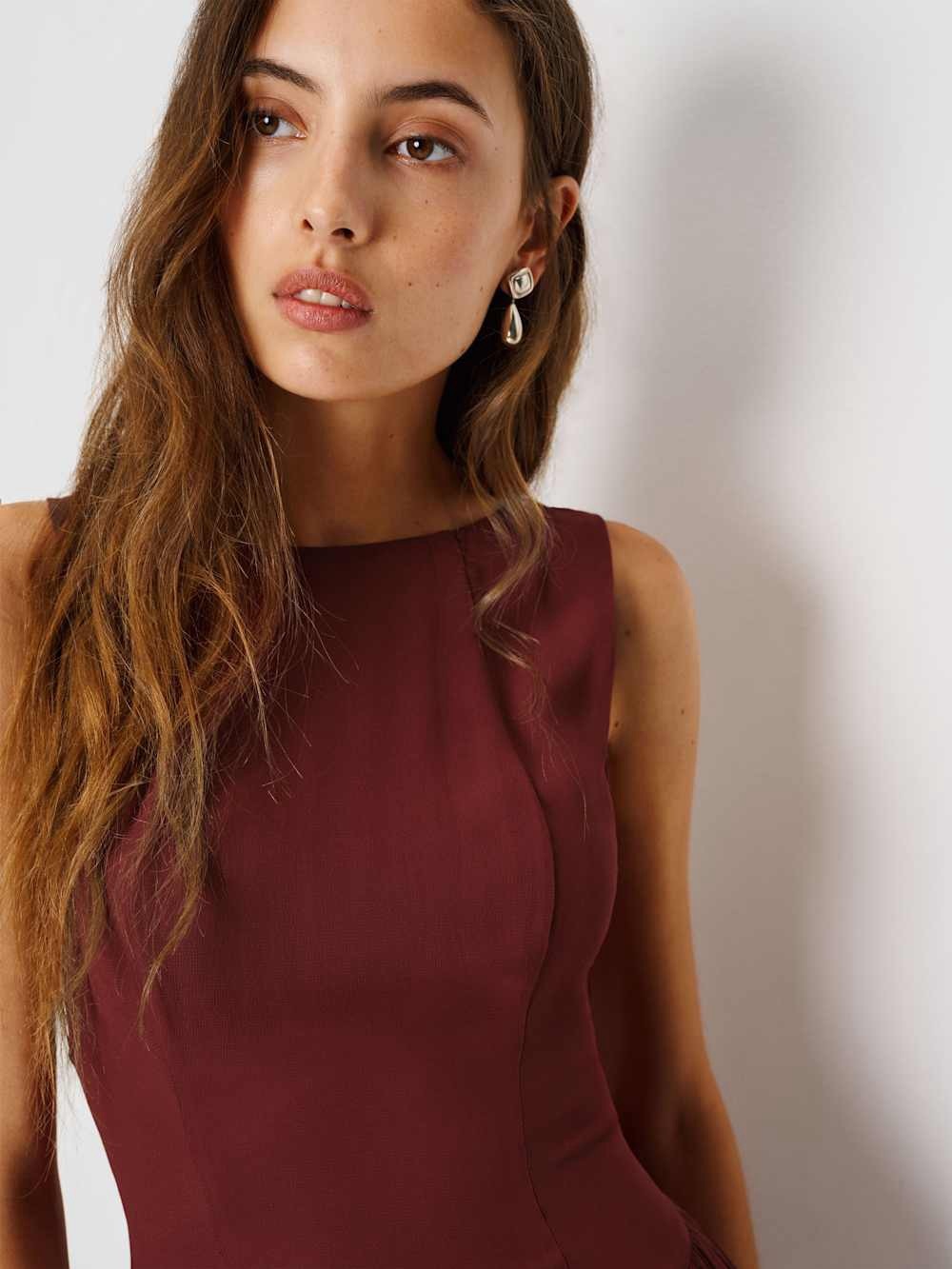 Reformation Midi Dress in Deep Burgundy - Picture 5 of 7
